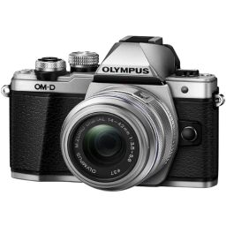 <strong>Olympus OM-D E-M10 Mark II </strong>